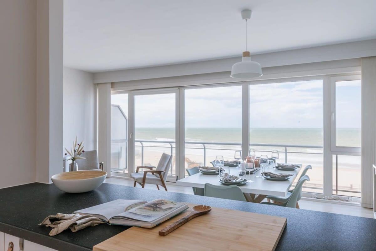 Huswell - Bright Seaview Apartment In Oostende Экстерьер фото