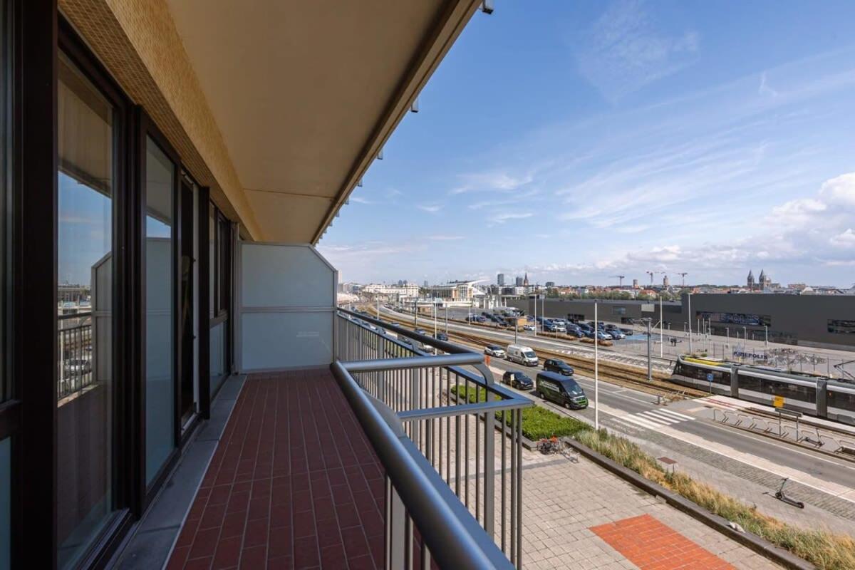 Huswell - Bright Seaview Apartment In Oostende Экстерьер фото